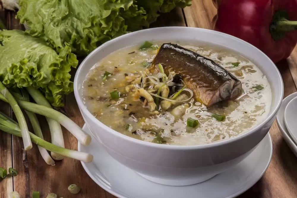 Món cháo lươn đậu xanh thơm lừng cho bé ăn dặm phát triển