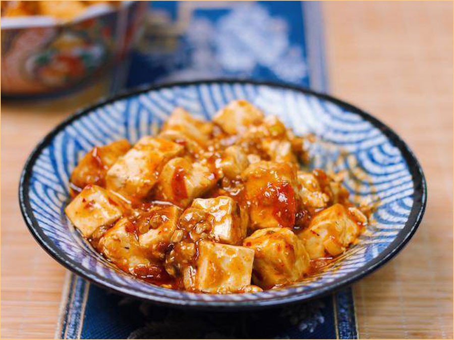 Món đậu Tứ Xuyên thịt băm nóng hổi, thơm lừng