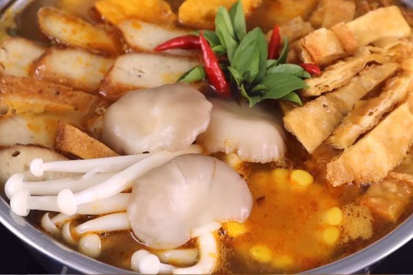 Món lẩu Thái chay chua ngọt đậm đà