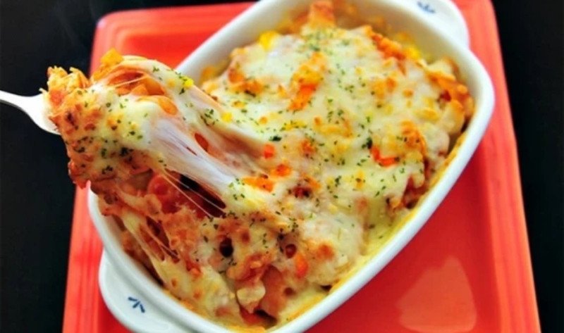 Món nui hải sản đút lò phô mai