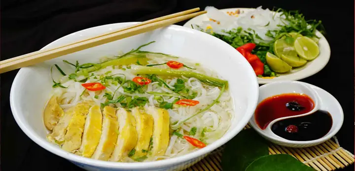 Phở gà
