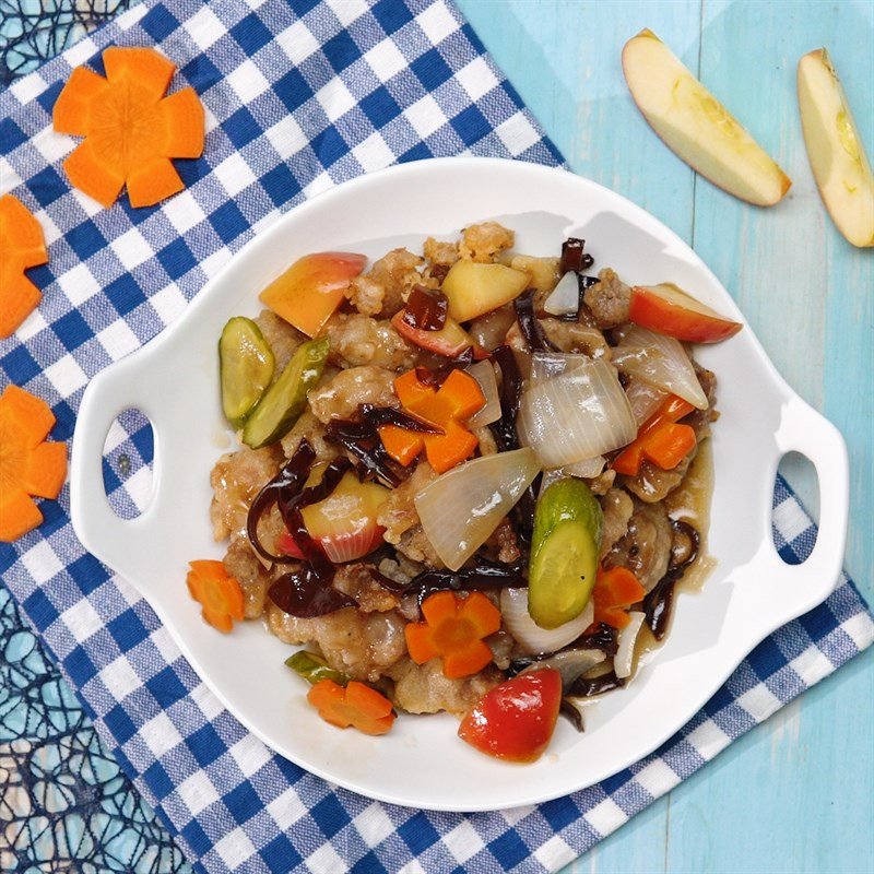 Món thịt heo chiên xù Hàn Quốc Tangsuyuk thành phẩm giòn ngon hấp dẫn