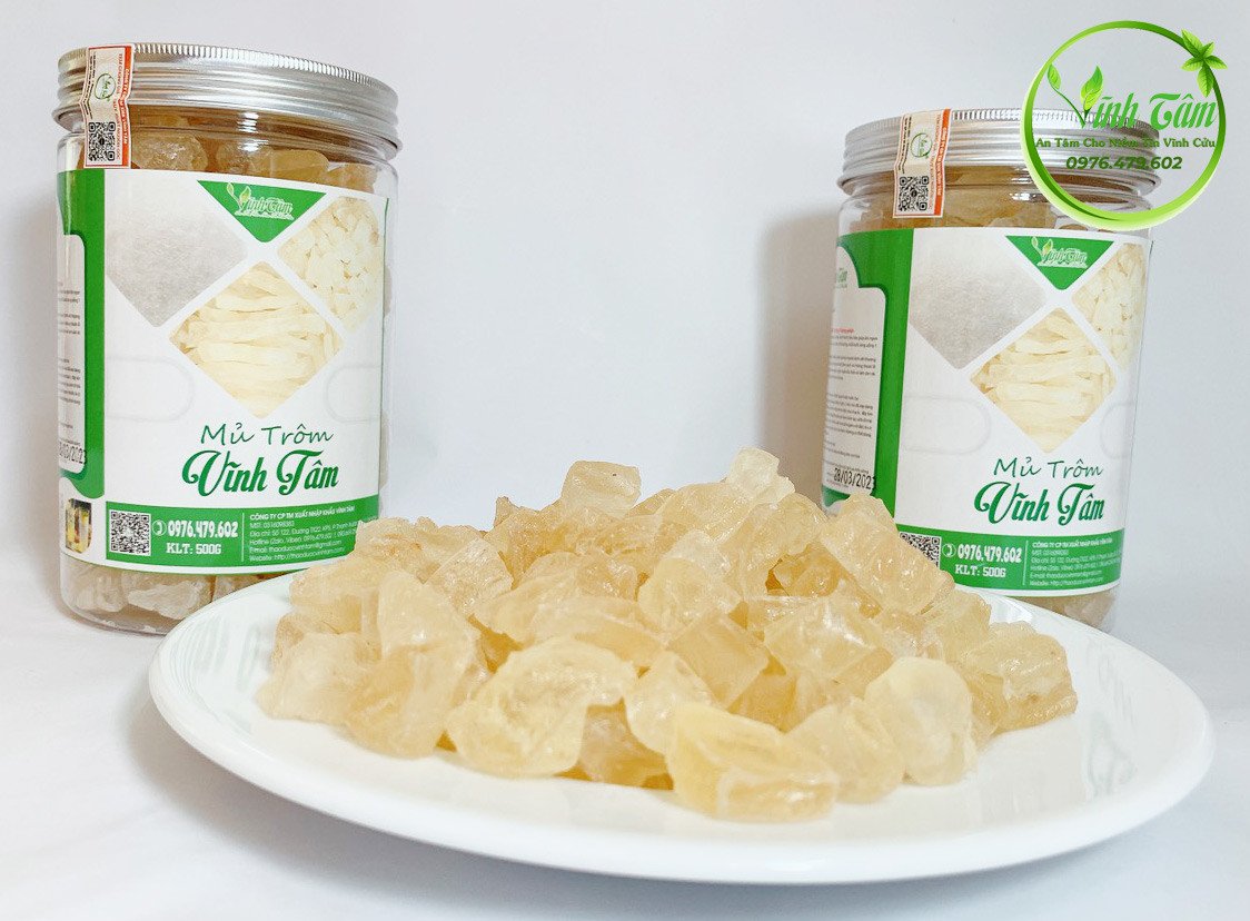 Mủ trôm viên lớn đã ngâm nở đều, trong suốt