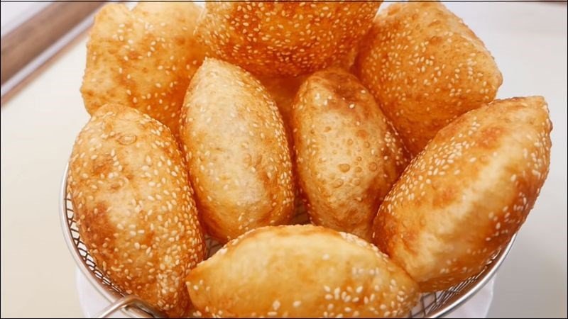 Mức calo trung bình trong một chiếc bánh tiêu, cần tính toán để kiểm soát