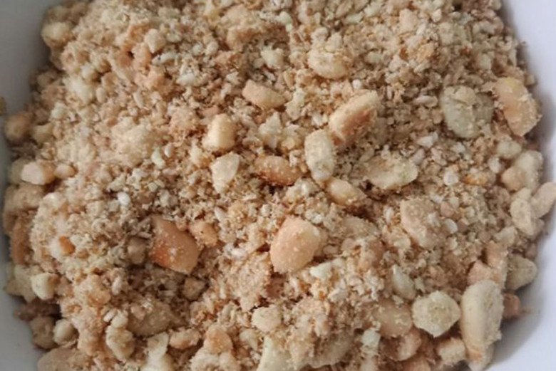 Muối mè đậu phộng ăn kèm cơm nếp đậu xanh truyền thống