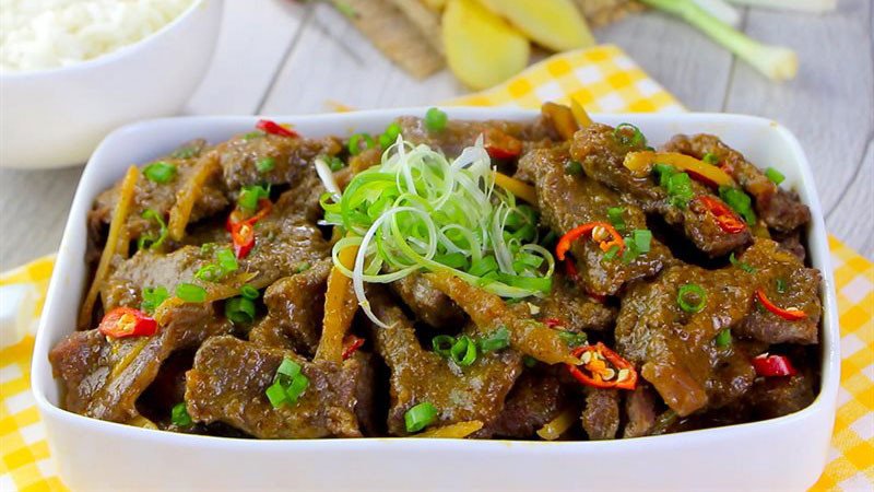 Nạm bò kho gừng đậm đà
