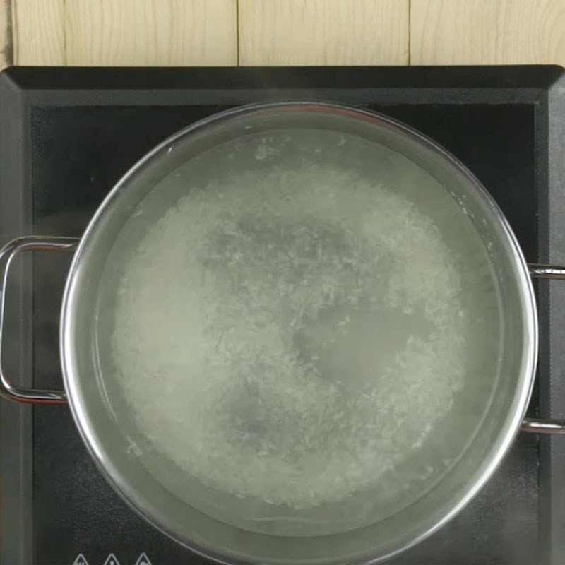 Nấu cháo cá hồi bí đỏ hoàn chỉnh