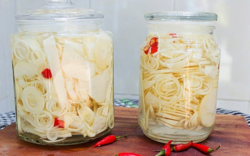 Ngâm măng với muối