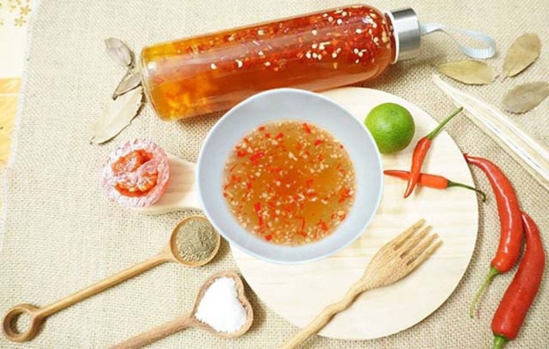 Nguyên liệu pha nước chấm chua ngọt chuẩn vị cho bánh bèo.