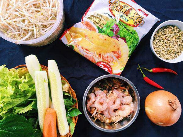 Nguyên liệu tươi ngon cho món bánh xèo chuẩn vị miền Bắc