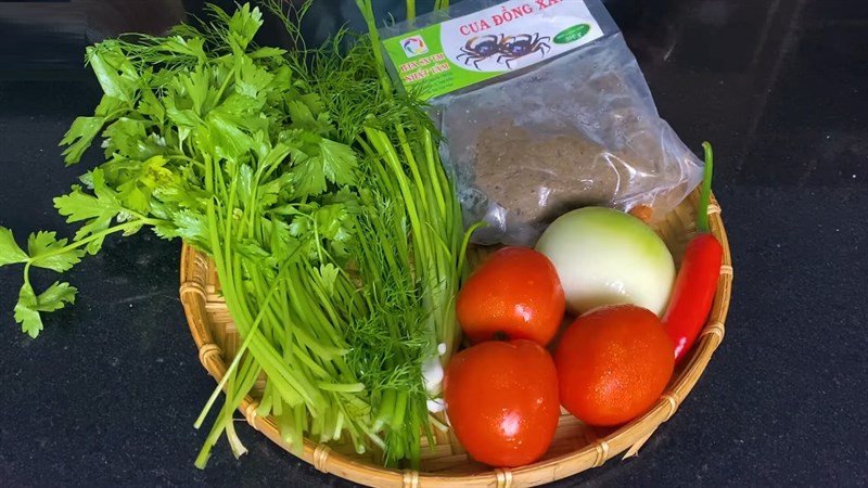 Nguyên liệu tươi ngon cho món canh riêu cua nấu ngót