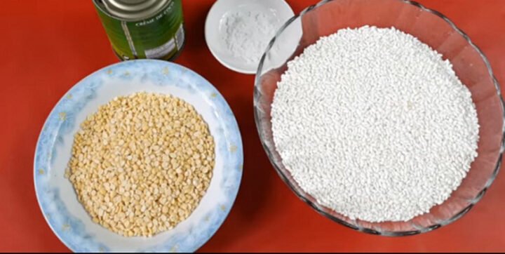 Nguyên liệu và dụng cụ chuẩn bị cho cách nấu cơm nếp đậu xanh