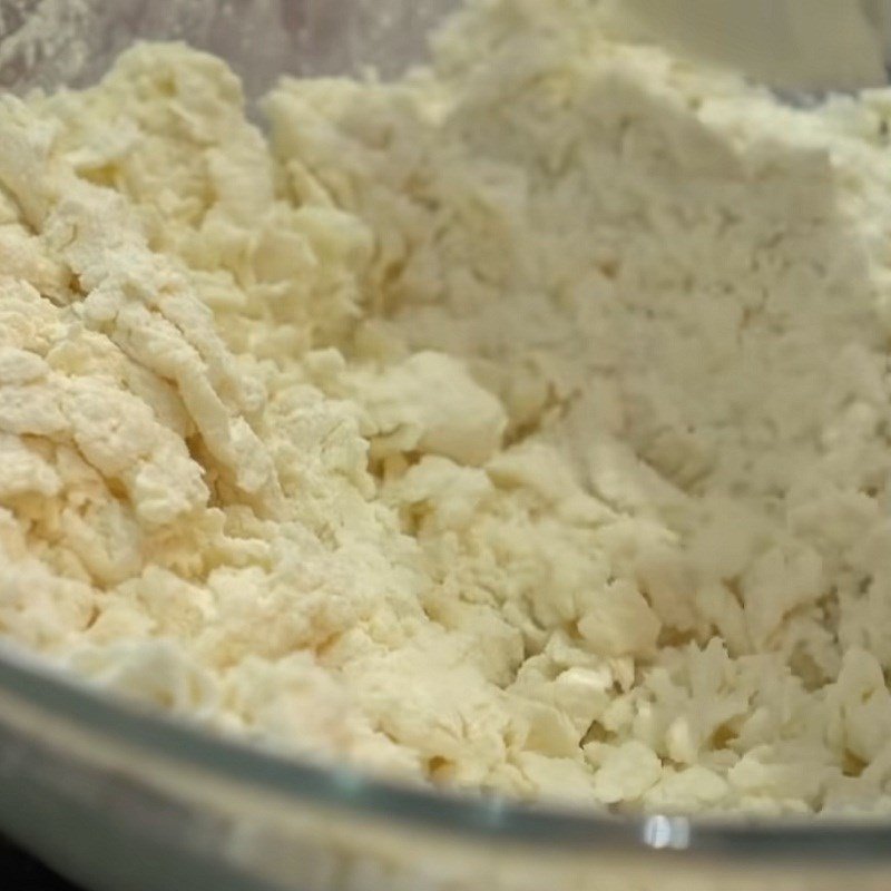 Nhồi bột kỹ lưỡng để có vỏ bánh tortilla dẻo mịn