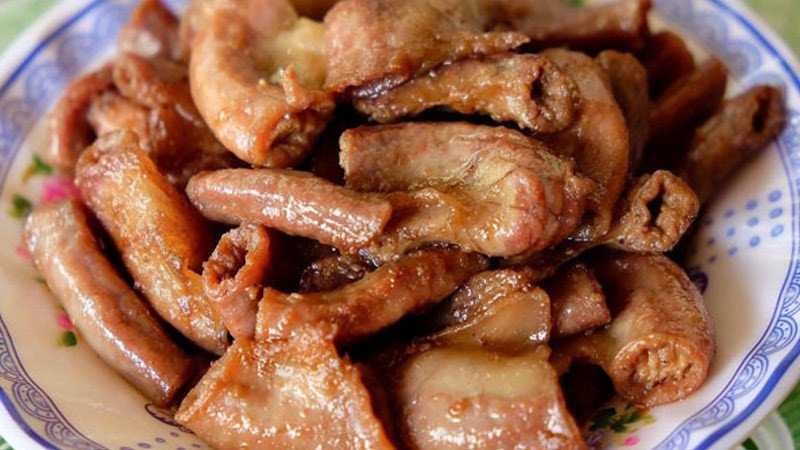 Những miếng lòng bò chiên giòn vàng ươm, hấp dẫn