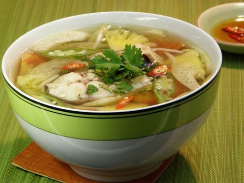 nồi canh chua cá lóc miền Tây chuẩn vị, công thức nấu canh chua cá lóc dễ làm