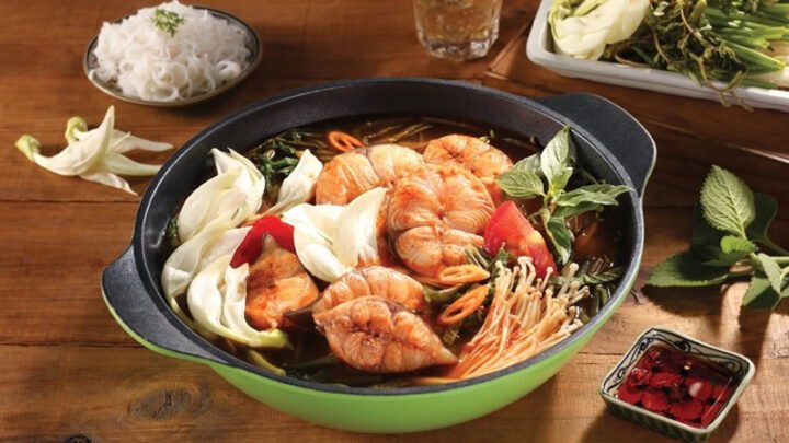 Nồi lẩu cá lăng bông so đũa thanh mát