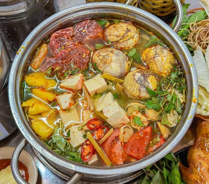 nồi lẩu cua đồng thập cẩm chuẩn vị miền Bắc