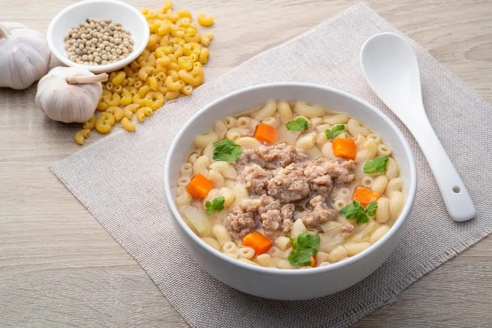 Nui gà rau củ - Món ăn dặm bổ dưỡng cho bé