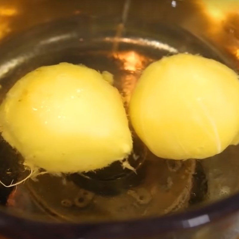 Nước cốt quả dọc nguyên chất tạo vị chua thanh cho canh