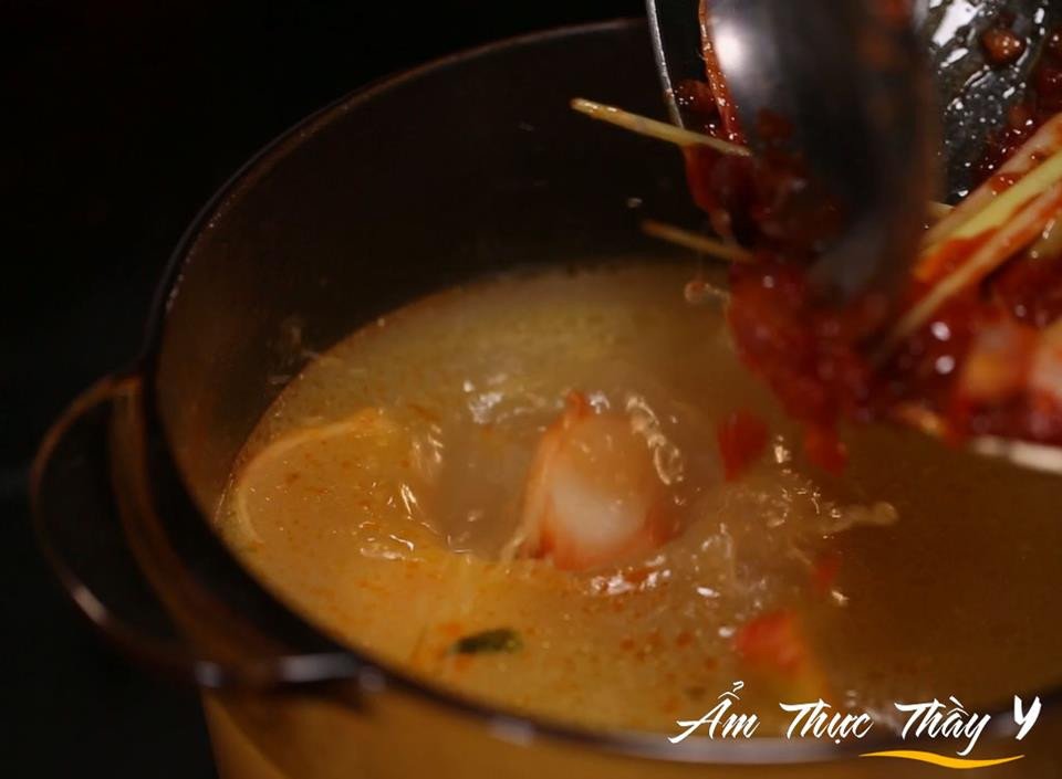 Nước dùng lẩu thái chua cay đã hoàn thành