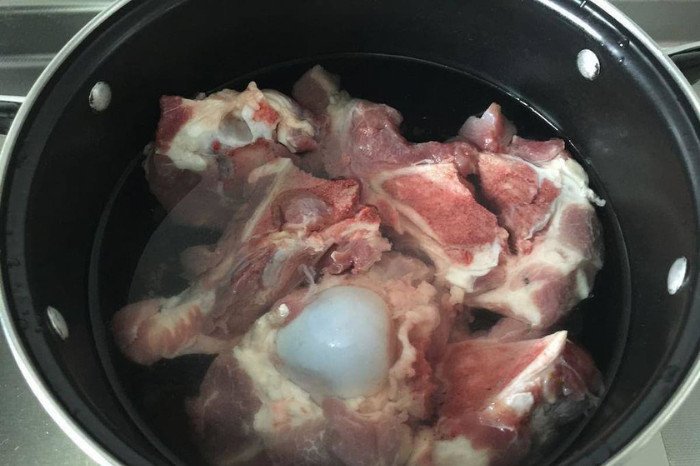 nước dùng thơm ngọt cho lẩu cua đồng hải sản