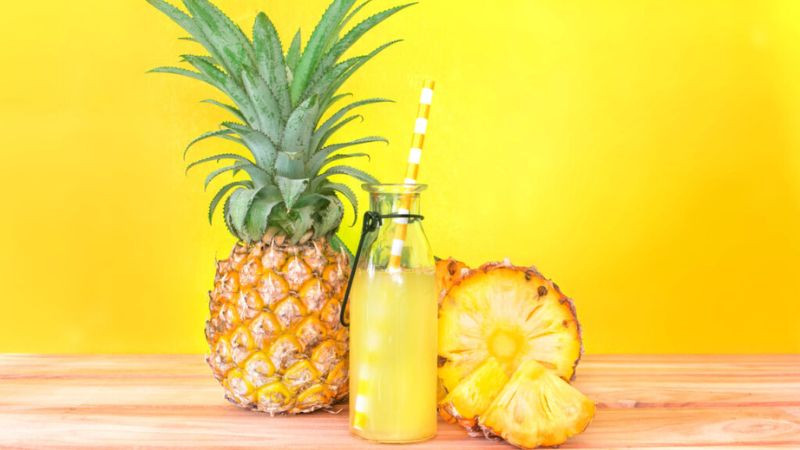 Nước ép dứa giàu vitamin, cần lưu ý khi giảm cân