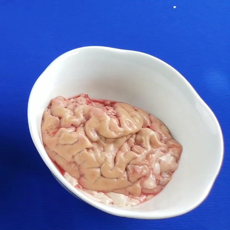 Óc bò đã sơ chế sạch, sẵn sàng chế biến cho bé