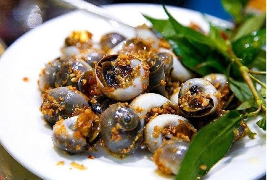 Ốc đá núi xào bơ tỏi thơm lừng, béo ngậy, món ăn vặt hấp dẫn mọi lứa tuổi