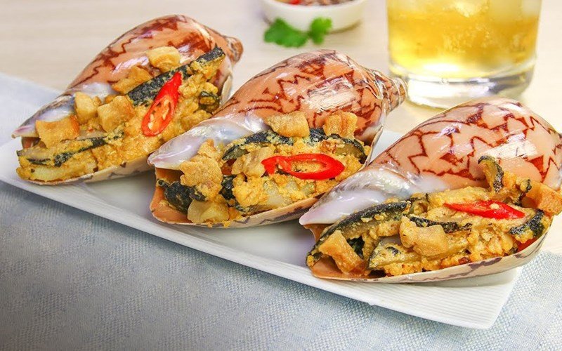 Ốc giác xào trứng muối béo bùi, bí quyết xào ốc ngon độc đáo