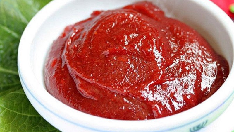 Pha nước sốt siêu cay cho món tokbokki xúx xích trứng cút