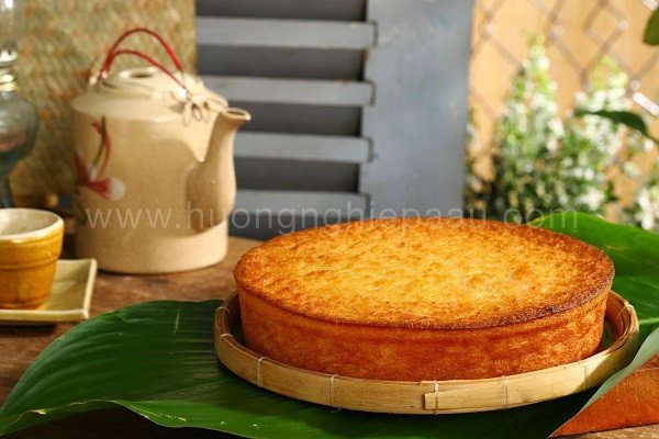 quy trình nướng bánh khoai mì trong lò đạt màu vàng ươm