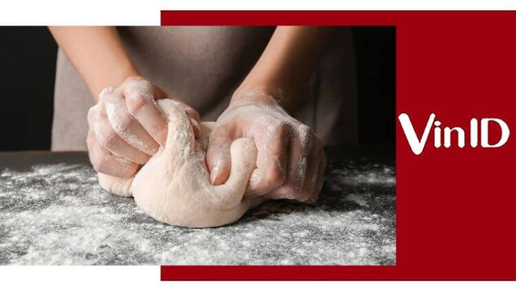 Quy trình trộn bột làm bánh khoai lang nướng tại nhà