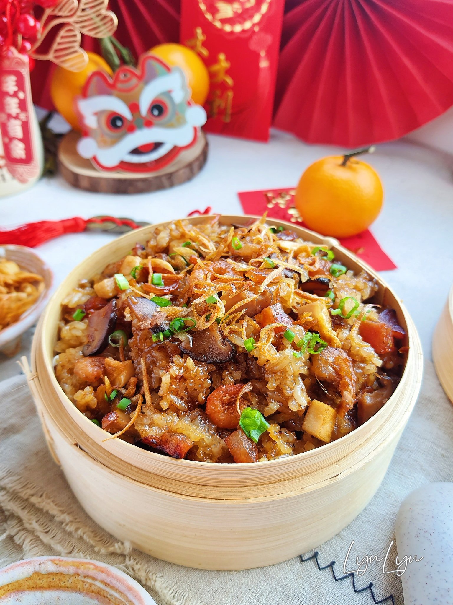 Quy trình xào nhân đậm đà cho món xôi bát bửu thơm lừng