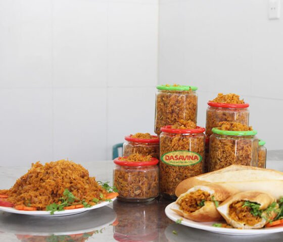 Ruốc tôm thịt thơm ngon tự làm, món ăn dinh dưỡng cho gia đình Saigonese Baguette