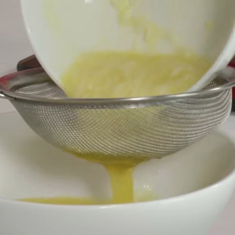 Sơ chế các nguyên liệu khác cho món cá chuối om mẻ