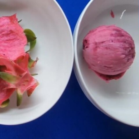 Sơ chế dâu tằm bằng cách rửa sạch