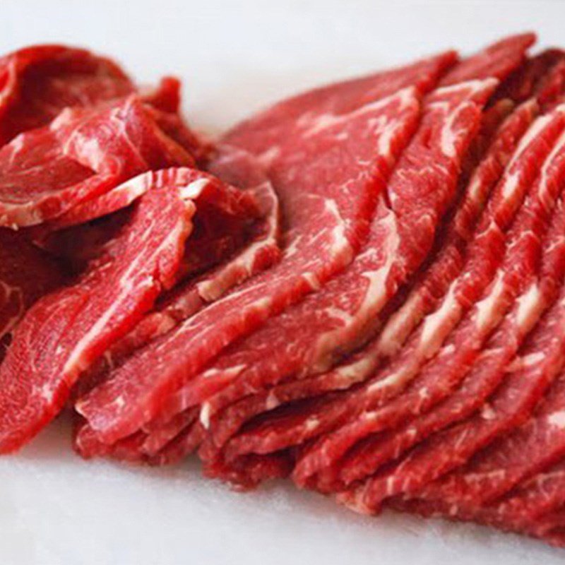 Sơ chế thịt nghé thái lát mỏng