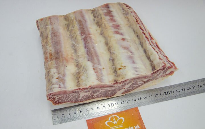 Sườn bò nguyên liệu
