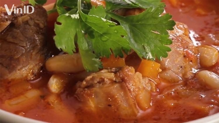 Sườn non nấu đậu thận trắng