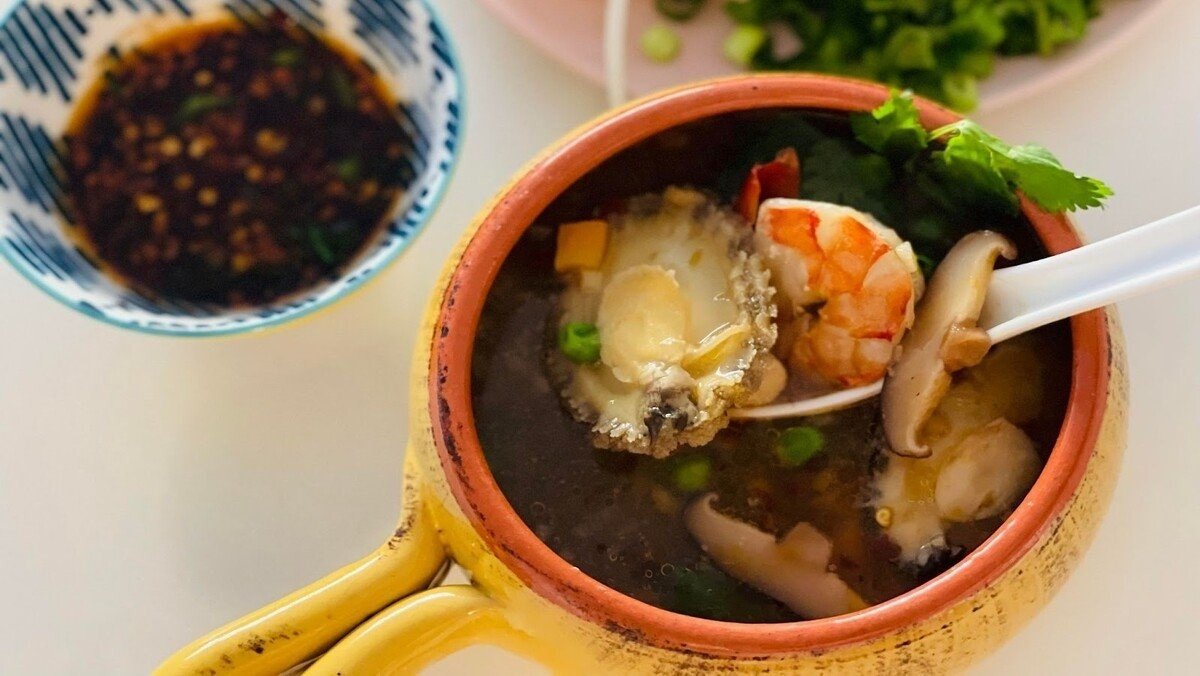 Súp bào ngư bổ dưỡng, món ăn sang trọng với lượng calo hợp lý