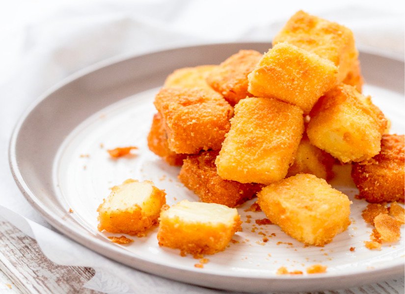 Thành phẩm bánh ngô đa dạng, giòn ngon, chế biến đơn giản với nồi chiên không dầu tại nhà.