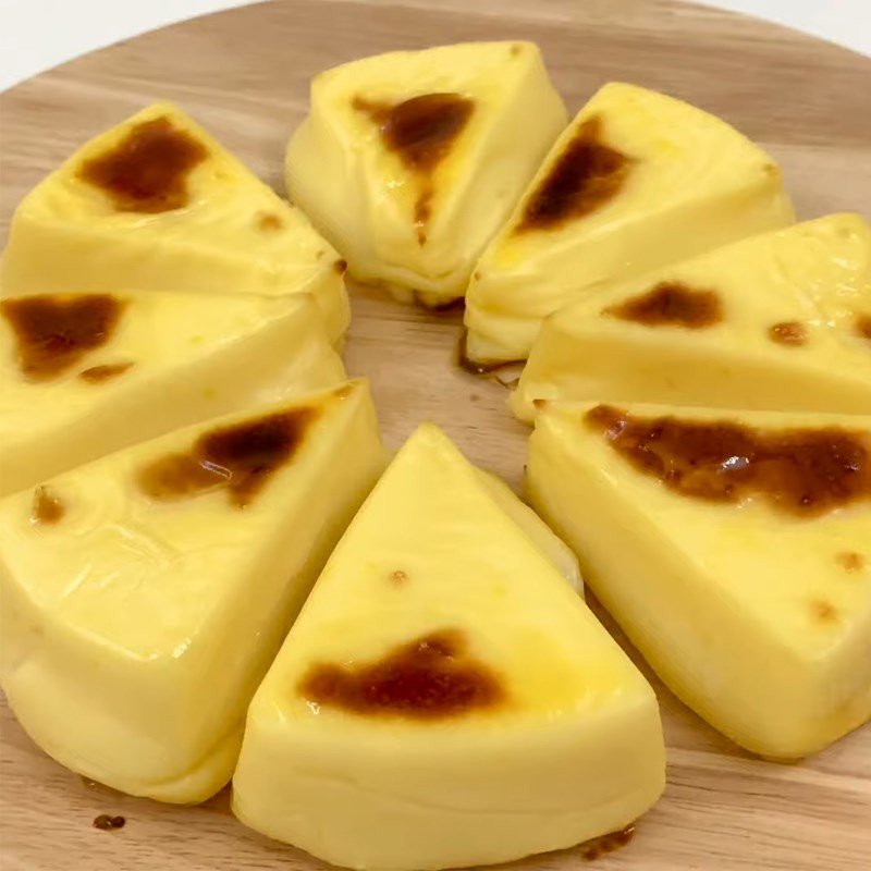 Thành phẩm bánh sữa chua nướng phô mai