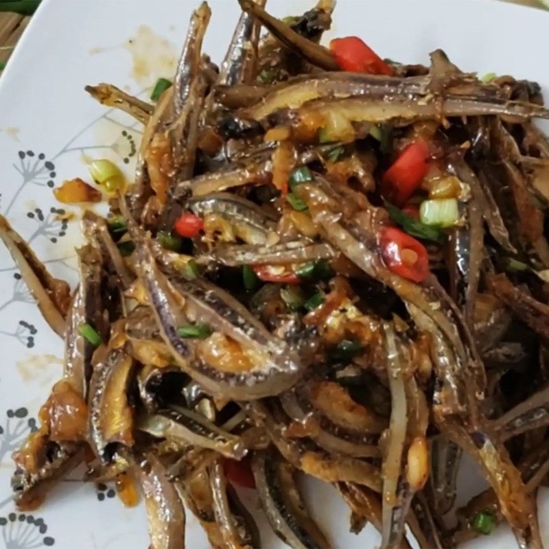 Thành phẩm cá cơm khô rim chua ngọt