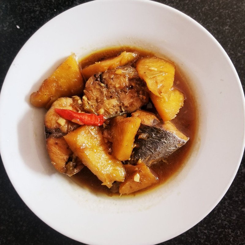 thành phẩm cá ngừ kho thơm hấp dẫn