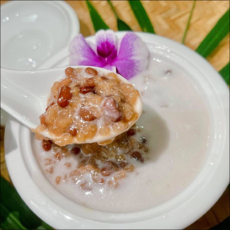 Thành phẩm chè đậu đỏ với nếp sau khi hoàn thành, hấp dẫn khó cưỡng