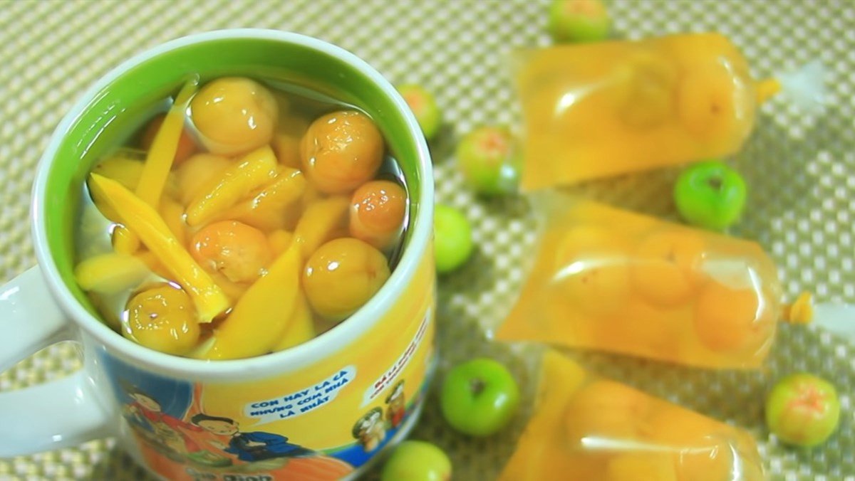 Thành phẩm cocktail sơ ri thơm