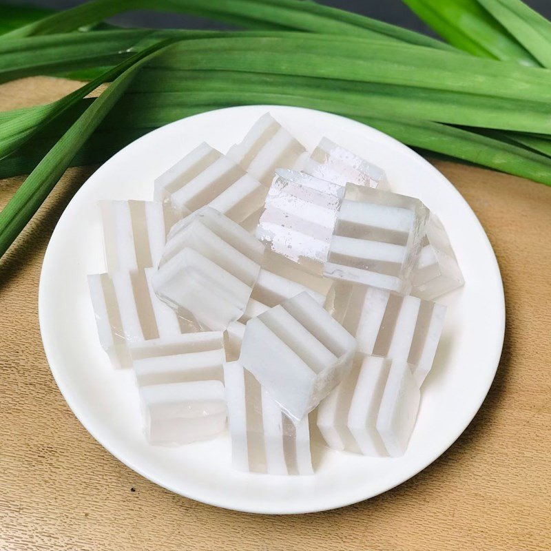 Thành phẩm rau câu nước cốt dừa mát lạnh