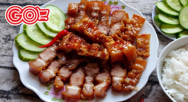 Thịt ba chỉ chiên nước mắm giòn rụm, vàng ươm và đậm đà