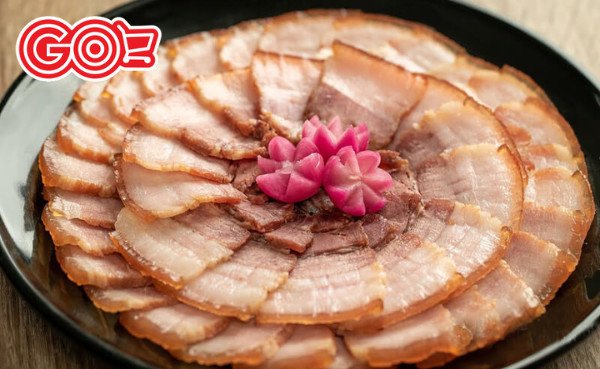 Thịt ba chỉ ngâm nước mắm chua ngọt, đậm đà, giòn bì và hấp dẫn