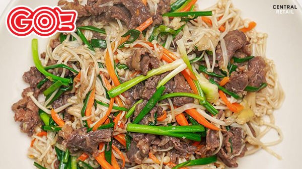 Thịt bò xào nấm kim châm đơn giản nhưng vẫn giữ được hương vị tự nhiên